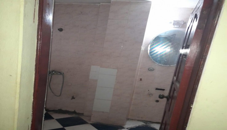 Cho thuê nhà ngõ 68 Phương Liệt, Thanh Xuân, 25m2 x 4 tầng,  3 phòng ngủ, 4 vệ sinh, Giá 10 triệu.